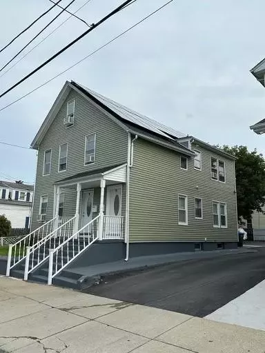 70 Armington Ave, Providence, RI 02908