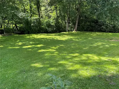25 Spring Ln, Burrillville, RI 02859 photo 7