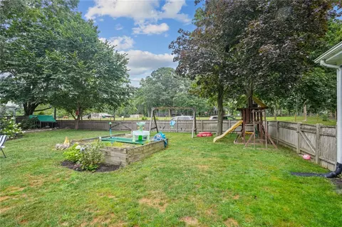 36 Barton Ave, Warren, RI 02885 photo 39