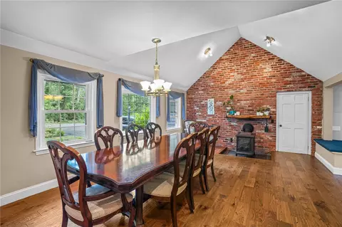 36 Barton Ave, Warren, RI 02885 photo 9