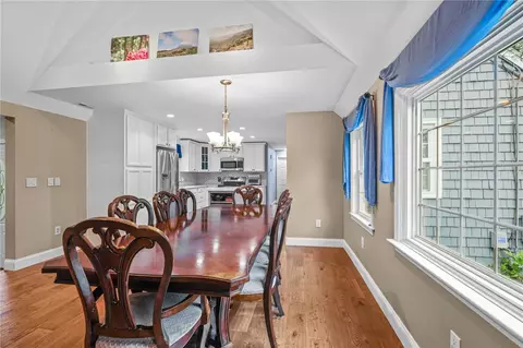 36 Barton Ave, Warren, RI 02885 photo 10