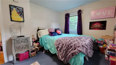 111 Oak Tree Ave, Warwick, RI 02886 photo 11
