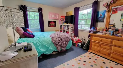 111 Oak Tree Ave, Warwick, RI 02886 photo 12