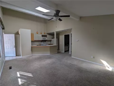 943 Halifax Dr, Warwick, RI 02886 photo 2