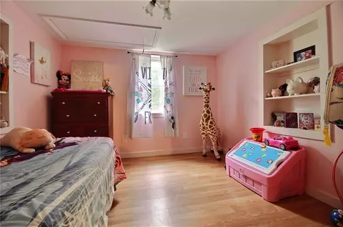 3 Cottage St, Westerly, RI 02891 photo 8