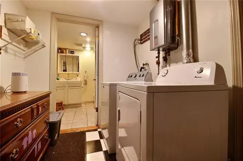 3 Cottage St, Westerly, RI 02891 photo 10