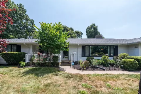 3 Boiling Spring Ave, Westerly, RI 02891 photo 2