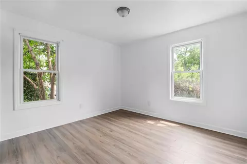569 Robinson St, Woonsocket, RI 02895 photo 27
