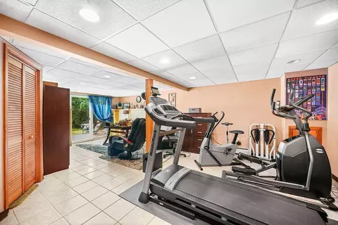 68 Jambray Ave, Warwick, RI 02886 photo 17
