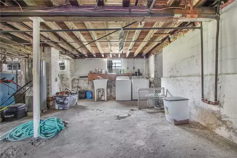 103 Reservoir St, Fall River, MA 02723 photo 34