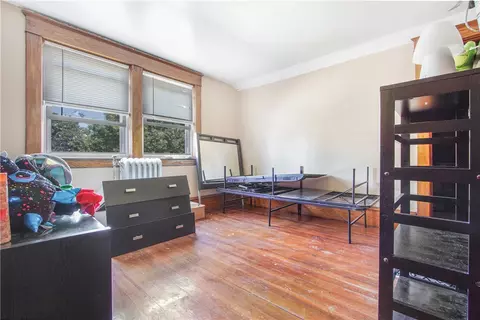 103 Reservoir St, Fall River, MA 02723 photo 8