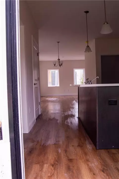 19 Danforth St, Providence, RI 02908 photo 5