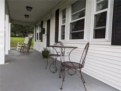 39 Edward St, Coventry, RI 02816 photo 2