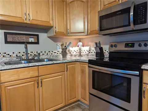 39 Edward St, Coventry, RI 02816 photo 18