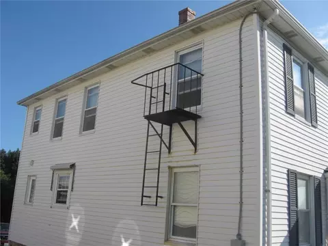88 Oak St, Westerly, RI 02891 photo 8