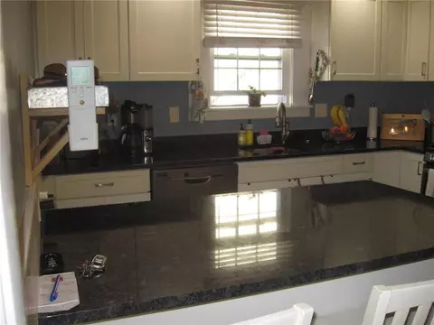 88 Oak St, Westerly, RI 02891 photo 26