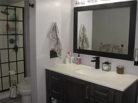88 Oak St, Westerly, RI 02891 photo 24