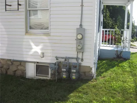 88 Oak St, Westerly, RI 02891 photo 7