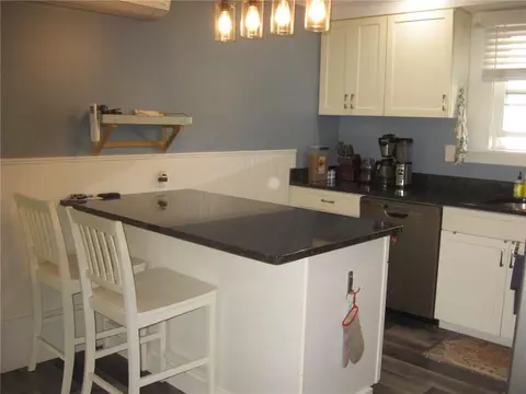 88 Oak St, Westerly, RI 02891 photo 27