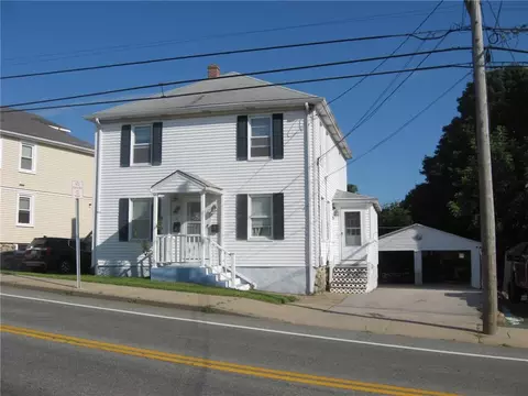 88 Oak St, Westerly, RI 02891