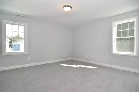 502 Long St, Warwick, RI 02886 photo 32