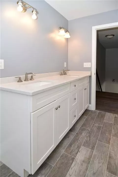 502 Long St, Warwick, RI 02886 photo 26