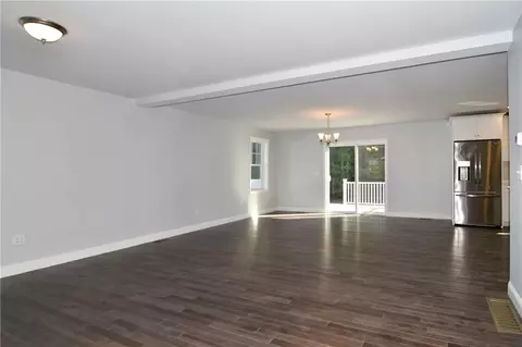 502 Long St, Warwick, RI 02886 photo 8