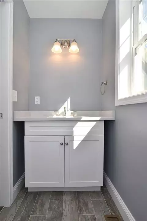 502 Long St, Warwick, RI 02886 photo 19