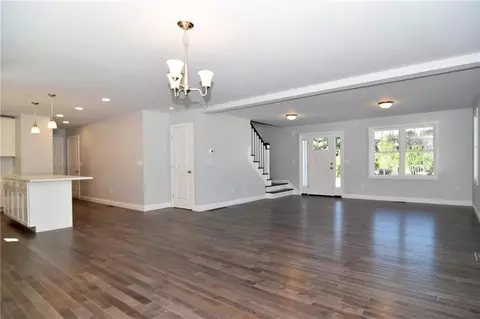 502 Long St, Warwick, RI 02886 photo 16