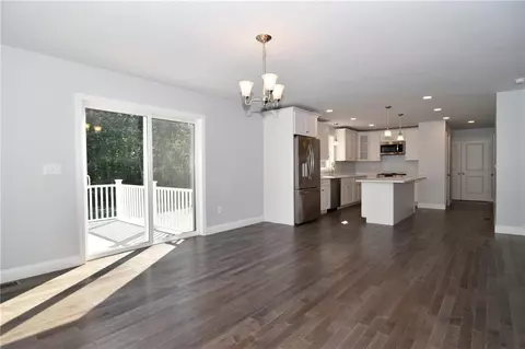 502 Long St, Warwick, RI 02886 photo 17