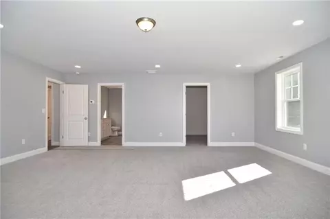 502 Long St, Warwick, RI 02886 photo 22