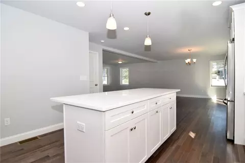 502 Long St, Warwick, RI 02886 photo 13