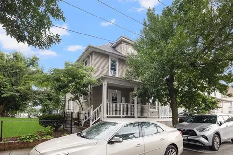 42 Sumner Ave, Cranston, RI 02920