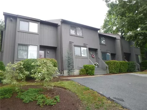5 Wake Robin Rd #2602, Lincoln, RI 02865