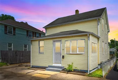 58 Sagamore St, Warwick, RI 02889