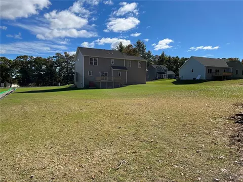 260 E Shore Dr, Coventry, RI 02816 photo 6