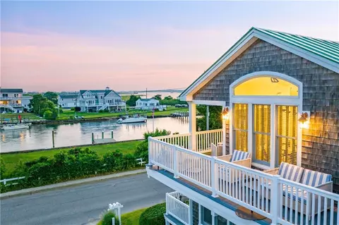 39 Weekapaug Rd #3, Westerly, RI 02891