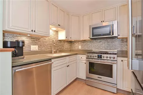3 Quail Cir #A, Smithfield, RI 02917
