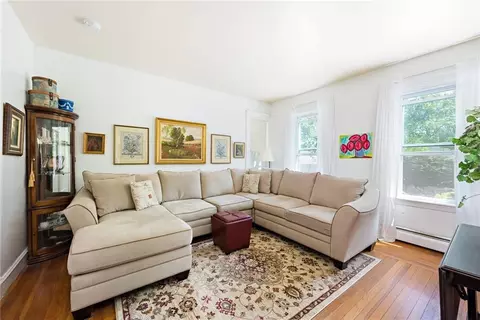 22 Main St, Little Compton, RI 02837 photo 5