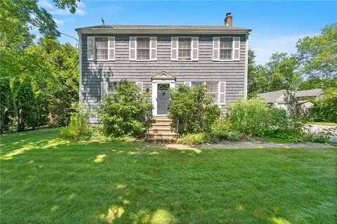450 Fairgrounds Rd, South Kingstown, RI 02892