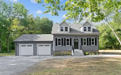 971 Danielson Pike, Scituate, RI 02857