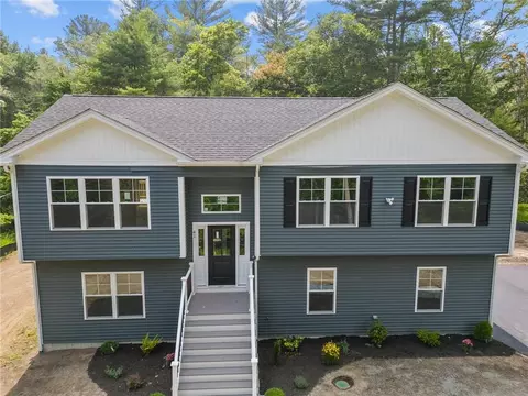 41 Carpenter Rd, Foster, RI 02825