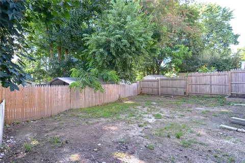 18 Asylum St, Woonsocket, RI 02895 photo 28