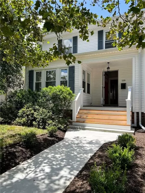 118 Modena Ave, Providence, RI 02908