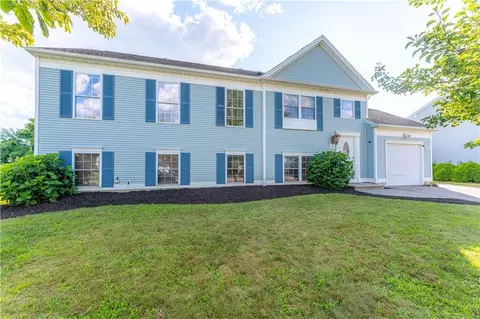 6 Tum A Lum Cir, Westerly, RI 02891