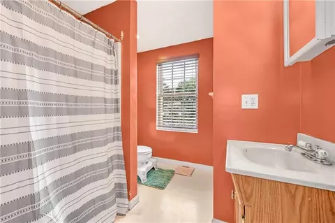 45 Baxter St, Woonsocket, RI 02895 photo 15