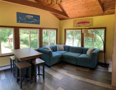 24 Cross St, Westerly, RI 02891 photo 32