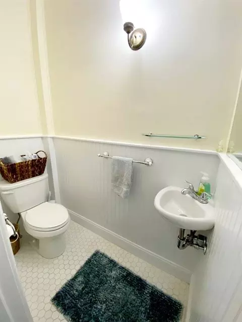 24 Cross St, Westerly, RI 02891 photo 10