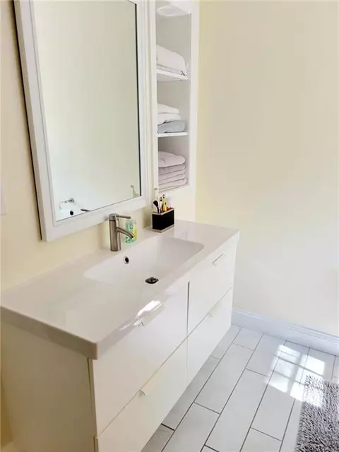 24 Cross St, Westerly, RI 02891 photo 39