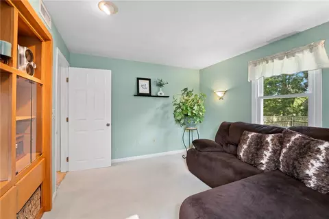 3 Greg Dr, Warren, RI 02885 photo 12